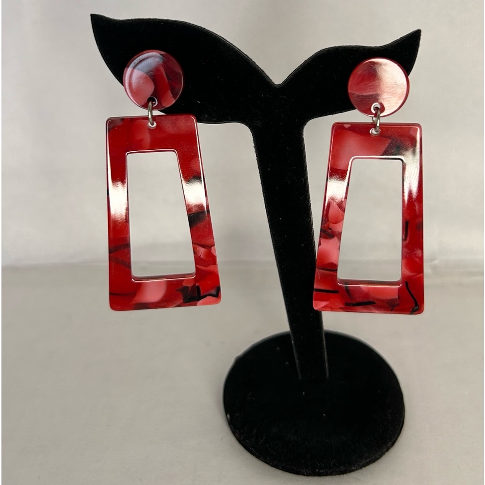 NEW Lightweight Geometric Pierced Ladder and Round Shape Acrylic Long Earrings